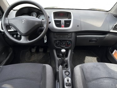 Peugeot 206 1.4e 75 ch urban occasion simplicicar orgeval  simplicicar simplicibike france