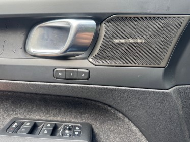 Volvo xc40 pure electrique recharge 231 ch 1edt ultimate toit ouvrant/sieges volant chauffant/harman kardon occasion paris...