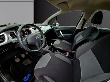 Citroen c3 hdi 90ch confort distribution  révision  disques  plaquettes de frein moins de 3000km occasion avignon (84)...