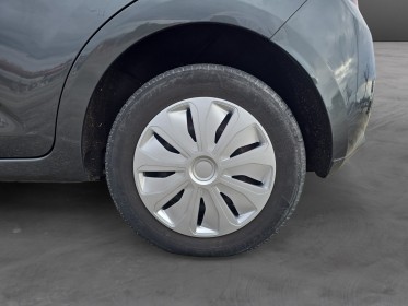 Citroen c3 hdi 90ch confort distribution  révision  disques  plaquettes de frein moins de 3000km occasion avignon (84)...