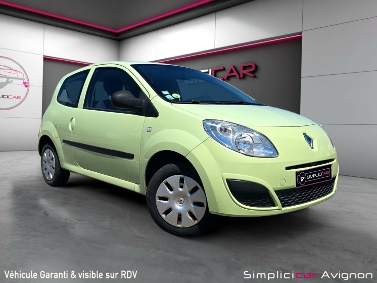 Renault twingo ii 1.2 75ch idÉal jeune permis vendu avec gros entretien distribution, vidange, bougies, embrayage.. occasion... Renault twingo ii 1.2 75ch idÉal jeune permis vendu avec gros entretien distribution, vidange, bougies, embrayage.. occasion...