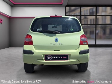 Renault twingo ii 1.2 75ch idÉal jeune permis vendu avec gros entretien distribution, vidange, bougies, embrayage.. occasion...