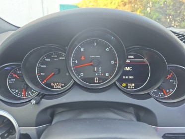 Porsche cayenne 3.0d v6 262ch sièges av. chauffants - toit pano. ouvrant - bluetooth - garantie 12 mois occasion avignon...