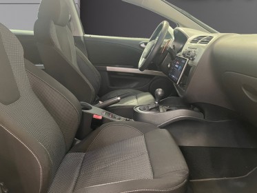 Seat leon 2.0 tdi 140 pack fr dsg/carplay/camera de recul occasion simplicicar salon de provence simplicicar simplicibike...