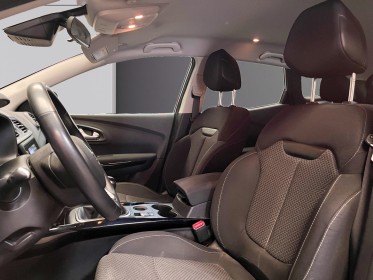 Renault kadjar blue dci 115 business 1ère main avec crochet d'attelage garantie 12 mois occasion simplicicar saint-jean...
