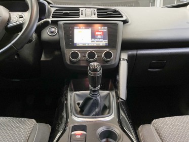 Renault kadjar blue dci 115 business 1ère main avec crochet d'attelage garantie 12 mois occasion simplicicar saint-jean...