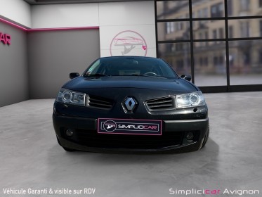Renault megane ii berline 2.0 16v luxe dynamique occasion avignon (84) simplicicar simplicibike france