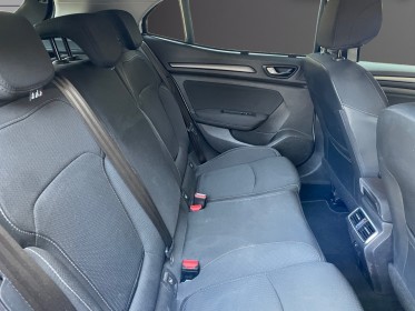 Renault megane iv berline blue dci 115 / carplay / radar av-ar / garantie occasion simplicicar salon de provence simplicicar...