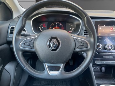 Renault megane iv berline blue dci 115 / carplay / radar av-ar / garantie occasion simplicicar salon de provence simplicicar...