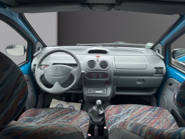 Renault twingo 1.2i authentique occasion simplicicar lille  simplicicar simplicibike france