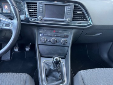 Seat leon 1.6 tdi 105 start/stop style garantie 12 mois occasion montpellier (34) simplicicar simplicibike france