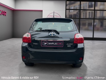 Toyota auris hybride 136h dynamic garantie 12 mois occasion paris 17ème (75)(porte maillot) simplicicar simplicibike france