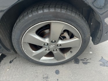Toyota auris hybride 136h dynamic garantie 12 mois occasion paris 17ème (75)(porte maillot) simplicicar simplicibike france