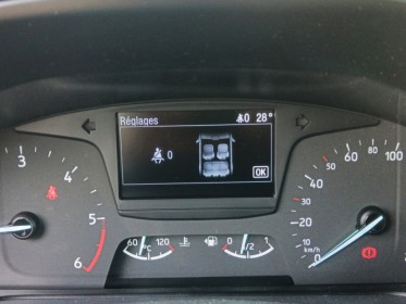 Ford fiesta 1.5 tdci st-line 85 ch ss bvm6 / capteurs arrière occasion réunion ville st pierre simplicicar simplicibike...
