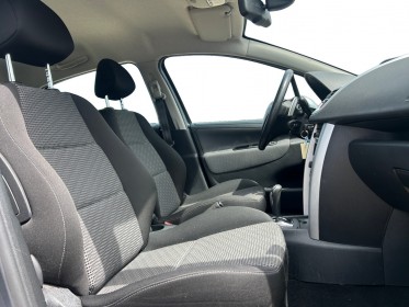 Peugeot 207 premium 90 ch climatisation occasion simplicicar orgeval  simplicicar simplicibike france