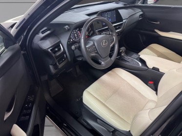 Lexus ux 250h 2wd luxe toit ouvrant cuir 1ere main occasion simplicicar pertuis  simplicicar simplicibike france