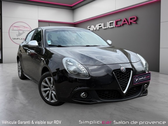 Alfa romeo giulietta serie 2 1.6 jtdm/boite auto/ 120 ch/lusso/cuir/radars av et ar occasion simplicicar salon de provence...