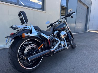Harley davidson  softail breakout  1700 cm3 occasion simplicicar coeur d'yvelines - auto expo 78 simplicicar simplicibike...