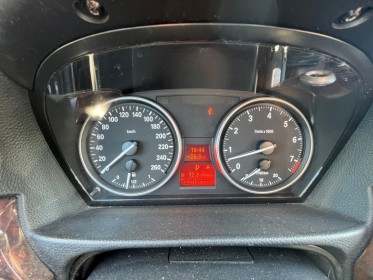 Bmw serie 3 e90 330xi 272ch confort a occasion avignon (84) simplicicar simplicibike france