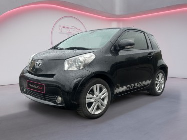 Toyota iq iconic 100 vvt-i pack multidrive--- occasion simplicicar orgeval  simplicicar simplicibike france