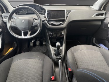 Peugeot 208 82ch bvm5 style occasion cannes (06) simplicicar simplicibike france