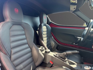 Alfa romeo 4c 4c 1750 tbi 240 ch tct limited edition 1er main radar de recul/clim/bluetooth garantie 12 mois occasion...