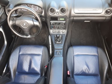 Mazda mx5 1.6i entretien dynabuild Échappement inox sièges chauffants lecteur mp3 garantie 12 mois occasion simplicicar...
