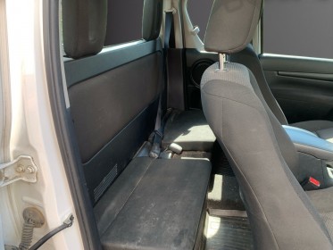 Toyota hilux x-tra cabine rc23 4wd 2.4l 150 d-4d lecap garantie constructeur 4 places première main occasion simplicicar...