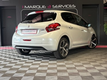 Peugeot 208 1.6 bluehdi 100ch ss bvm5 féline garantie 12 mois occasion  simplicicar aix les bains simplicicar simplicibike...