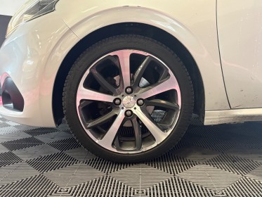 Peugeot 208 1.6 bluehdi 100ch ss bvm5 féline garantie 12 mois occasion  simplicicar aix les bains simplicicar simplicibike...