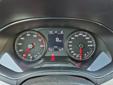 Seat arona 1.0 ecotsi 115 ch bvm6 xcellence / carplay / camera recul / recharge induction / garantie 12 mois occasion...