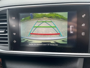 Peugeot 308 1.6 bluehdi 100ch ss bvm5 style - suivi complet/climatisation/caméra - garantie 12 mois occasion simplicicar...