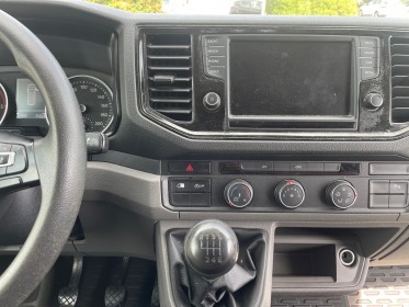 Volkswagen crafter van 30 l3h3 2.0 tdi / camÉra / carplay occasion simplicicar salon de provence simplicicar simplicibike...