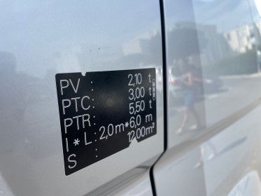 Volkswagen crafter van 30 l3h3 2.0 tdi / camÉra / carplay occasion simplicicar salon de provence simplicicar simplicibike...
