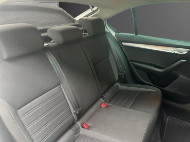 Skoda octavia 1.6 tdi 116 ch scr fap dsg7 business, radar av et ar, garantie 12 mois, occasion simplicicar villejuif ...