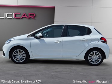 Peugeot 208 1.2 puretech 82ch bvm5 active occasion simplicicar royan simplicicar simplicibike france