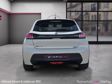 Peugeot 208 electrique 50 kwh 136ch active carplay garantie 12 mois occasion simplicicar vichy simplicicar simplicibike france