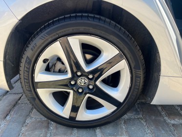 Toyota prius 136h dynamic occasion paris 15ème (75) simplicicar simplicibike france