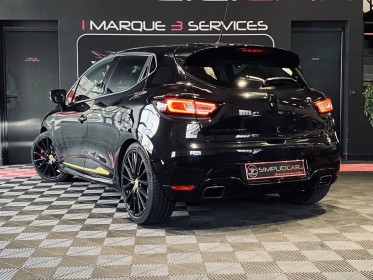Renault clio iv 1.6 turbo 220 edc 18 rs - flexfuel- covering de protection capot - garantie 12 mois occasion  simplicicar aix...