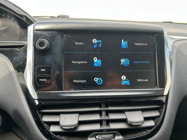 Peugeot 208 1.5 bluehdi 100 active carplay / clim auto occasion simplicicar veauche simplicicar simplicibike france