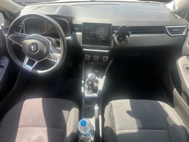 Renault clio v tce 100 zen, line assist, radar de recul, entretiens exclusif renault, garantie 12 mois occasion simplicicar...