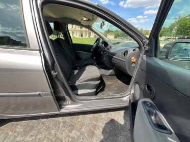 Renault clio iii dci 70 eco2 authentique occasion paris 15ème (75) simplicicar simplicibike france