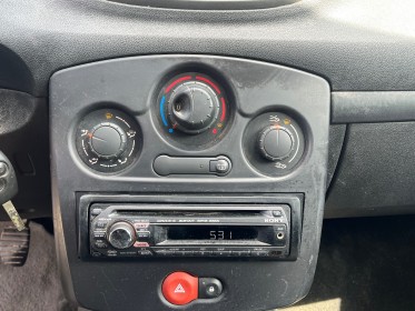 Renault clio iii dci 70 eco2 authentique occasion paris 15ème (75) simplicicar simplicibike france