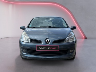 Renault clio iii 100 ch confort dynamique clim auto occasion simplicicar orgeval  simplicicar simplicibike france