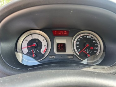 Renault clio iii 100 ch confort dynamique clim auto occasion simplicicar orgeval  simplicicar simplicibike france