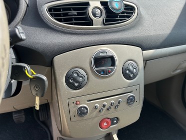 Renault clio iii 100 ch confort dynamique clim auto occasion simplicicar orgeval  simplicicar simplicibike france