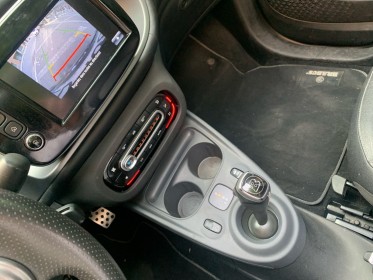 Smart fortwo cabrio 0.9 90 ch ss ba6 prime caméra led style brabus garantie 12 mois occasion montreuil (porte de...