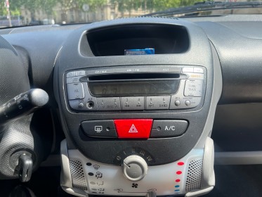 Peugeot 107 1.0e 12v 68ch blue lion black  silver occasion paris 15ème (75) simplicicar simplicibike france
