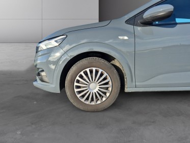 Dacia sandero eco-g 100 expression garantie 12 mois premiere main occasion simplicicar royan simplicicar simplicibike france