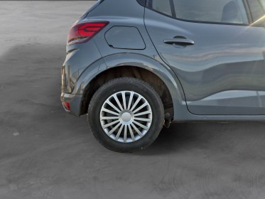 Dacia sandero eco-g 100 expression garantie 12 mois premiere main occasion simplicicar royan simplicicar simplicibike france